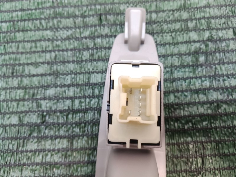 Recambio de mando elevalunas trasero izquierdo para renault zoe 2014 referencia OEM IAM 829614619R 829614619R 829614619R