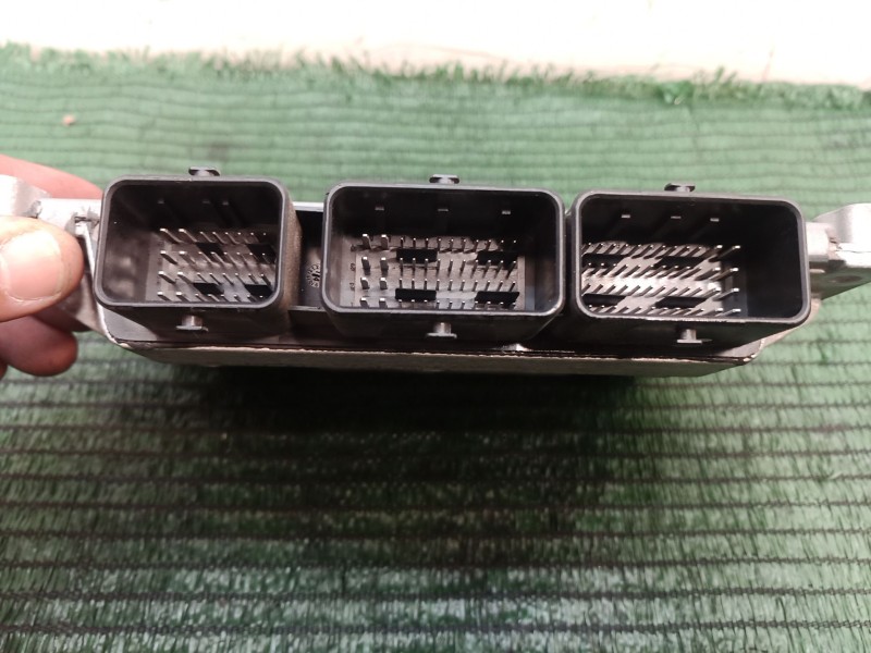 Recambio de centralita motor uce para renault zoe 2014 referencia OEM IAM   