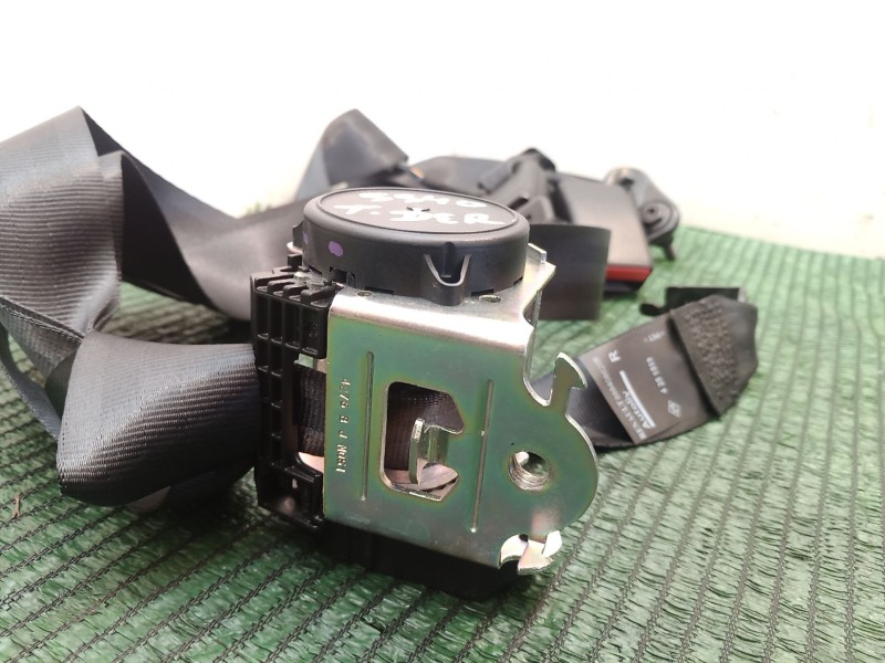 Recambio de cinturon seguridad trasero derecho para renault zoe 2014 referencia OEM IAM   