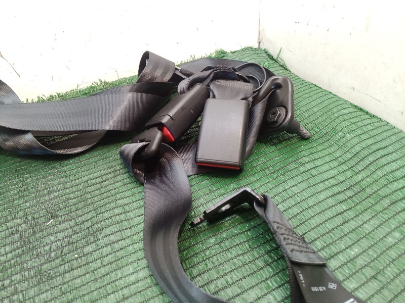 Recambio de cinturon seguridad trasero derecho para renault zoe 2014 referencia OEM IAM   