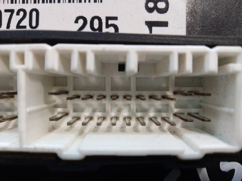 Recambio de mando climatizador para hyundai i30 (fd) 1.6 referencia OEM IAM 972502L600 972502L600 JD000720