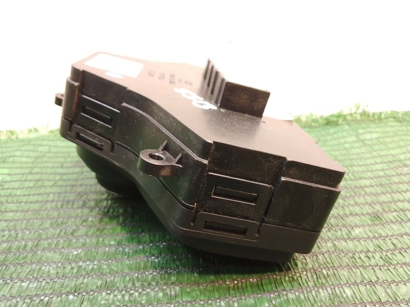 Recambio de mando climatizador para hyundai i30 (fd) 1.6 referencia OEM IAM 972502L600 972502L600 JD000720