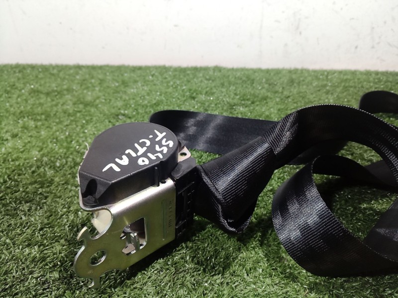 Recambio de cinturon seguridad trasero central para renault zoe 2014 referencia OEM IAM   