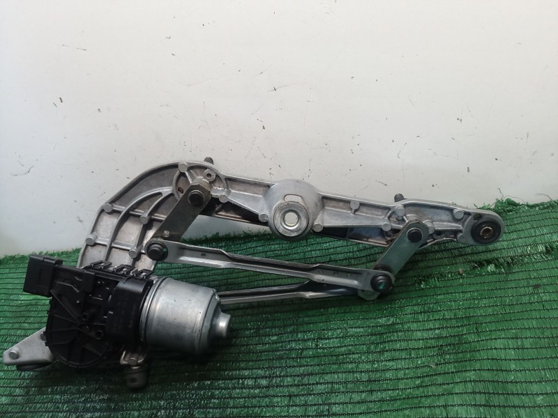 Recambio de motor limpia delantero para renault zoe 2014 referencia OEM IAM   