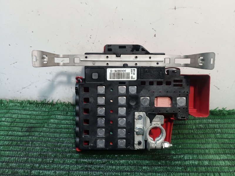 Recambio de centralita motor uce para renault zoe 2014 referencia OEM IAM 243458839R 243458839R 243458839R