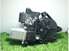 Recambio de motor elevalunas trasero derecho para hyundai i30 (fd) 1.6 referencia OEM IAM   