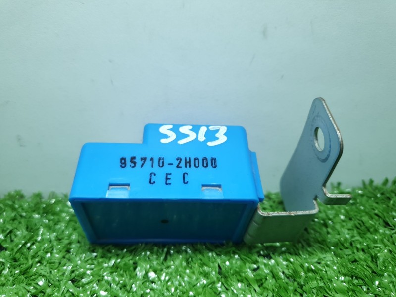 Recambio de modulo electronico para hyundai i30 (fd) 1.6 referencia OEM IAM 957102h000 957102h000 957102h000