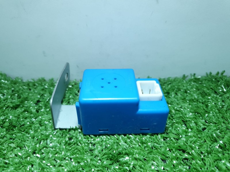 Recambio de modulo electronico para hyundai i30 (fd) 1.6 referencia OEM IAM 957102h000 957102h000 957102h000