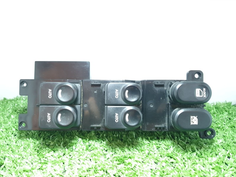 Recambio de mando elevalunas delantero izquierdo para hyundai i30 (fd) 1.6 referencia OEM IAM 935702L00 935702L00 935702L00