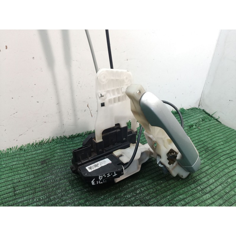 Recambio de cerradura puerta trasera izquierda para hyundai i30 (fd) 1.6 referencia OEM IAM   