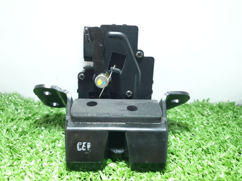 Recambio de cerradura maletero / porton para hyundai i30 (fd) 1.6 referencia OEM IAM SINREF SIN REF SIN REF