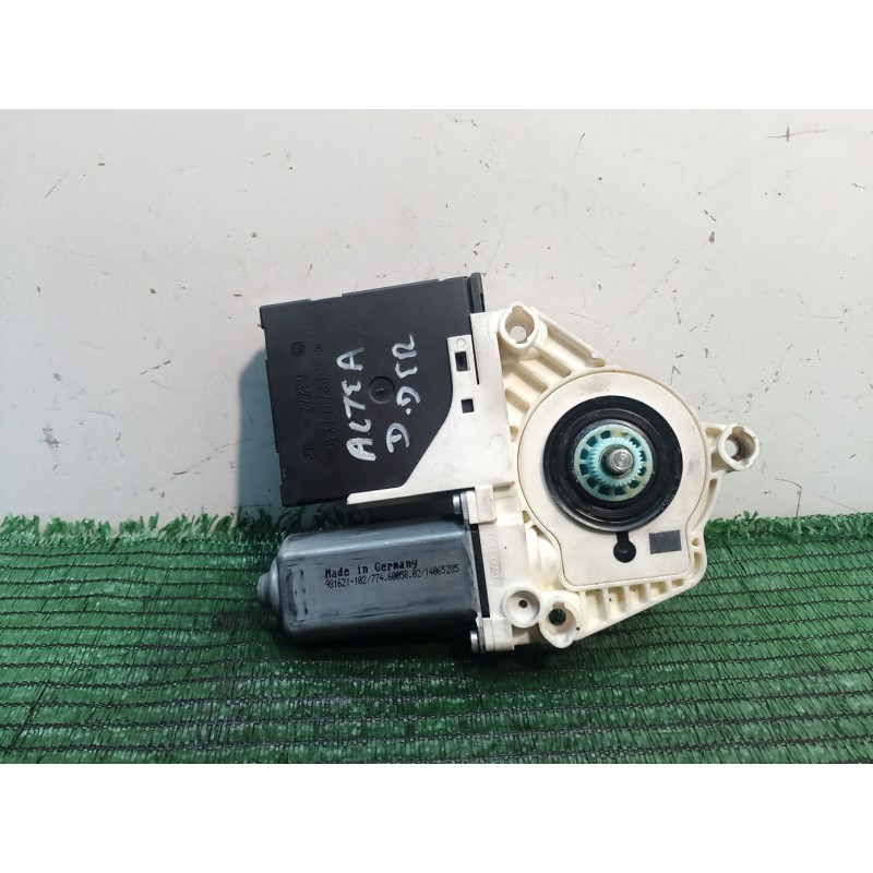 Recambio de motor elevalunas delantero derecho para seat altea (5p1) 1.9 tdi referencia OEM IAM   