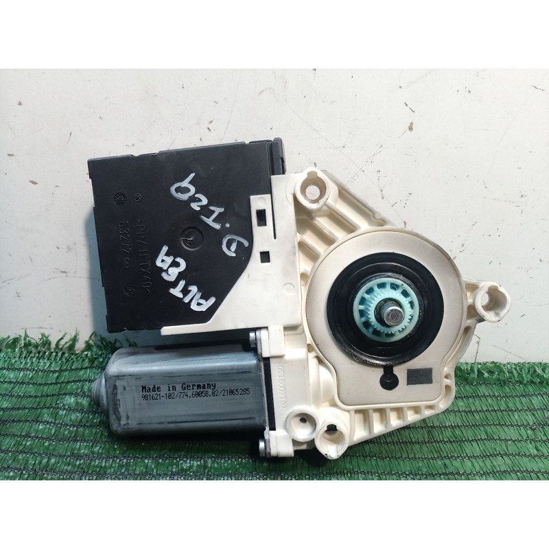 Recambio de motor elevalunas delantero izquierdo para seat altea (5p1) 1.9 tdi referencia OEM IAM 1K0959793 1K0959793 1K0959793