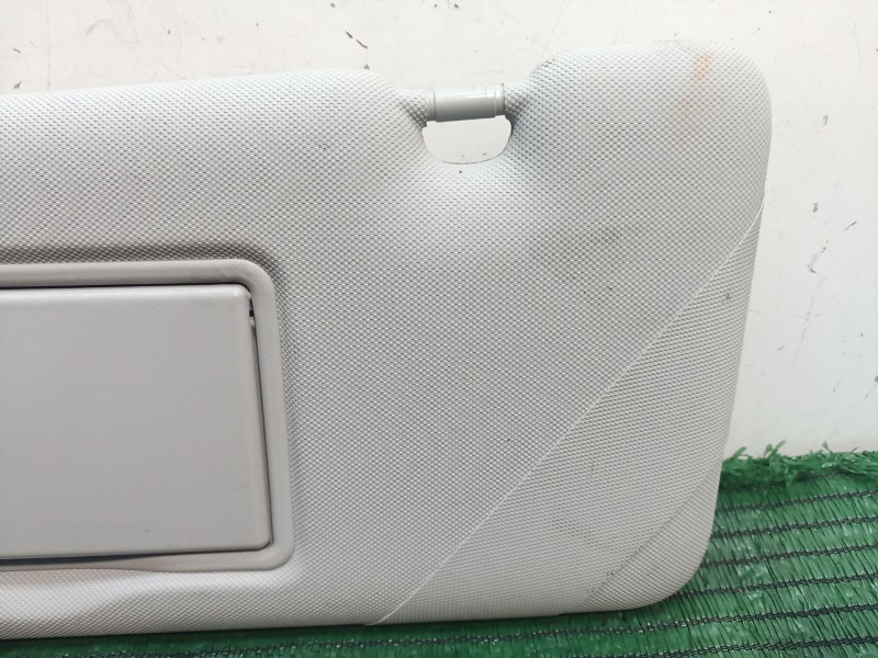 Recambio de parasol izquierdo para renault zoe 2014 referencia OEM IAM 964012136R 964012136R 964012136R