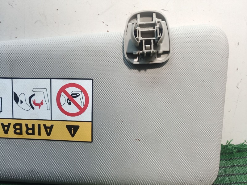 Recambio de parasol derecho para renault zoe 2014 referencia OEM IAM 964003555R 964003555R 964003555R