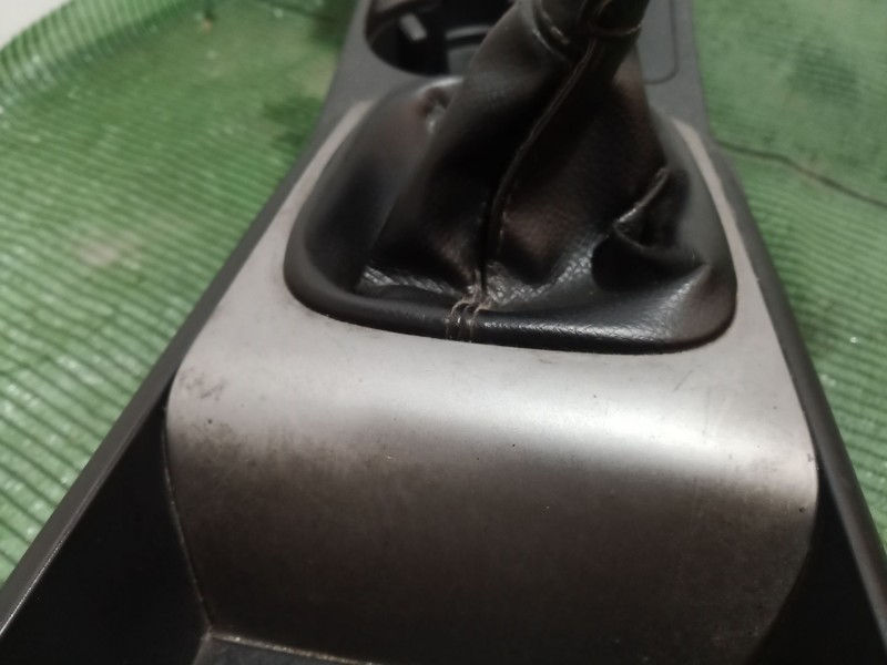 Recambio de consola central trasera para hyundai i30 (fd) 1.6 referencia OEM IAM   