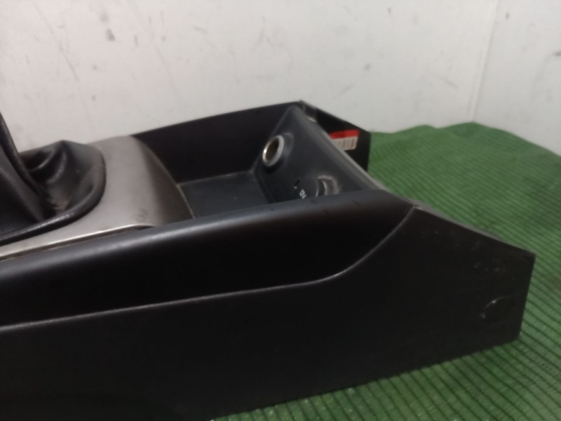 Recambio de consola central trasera para hyundai i30 (fd) 1.6 referencia OEM IAM   