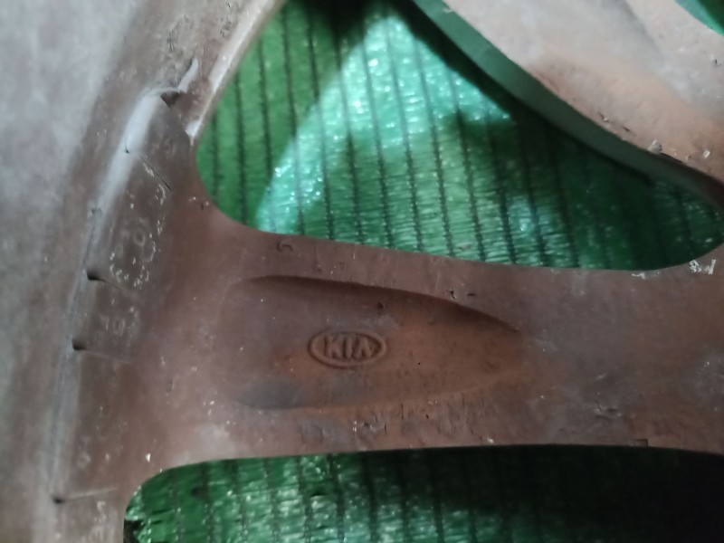Recambio de juego llantas para kia sorento ii (xm) 2.4 cvvt referencia OEM IAM   