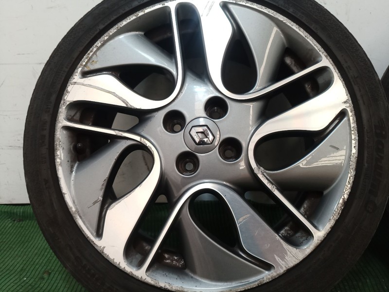 Recambio de juego llantas para renault zoe 2014 referencia OEM IAM   