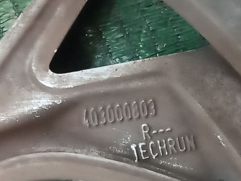 Recambio de juego llantas para renault zoe 2014 referencia OEM IAM   