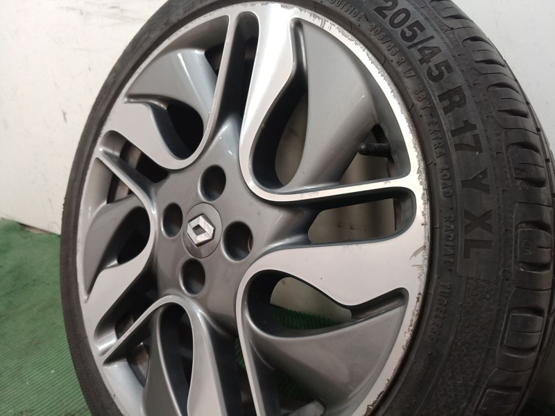 Recambio de juego llantas para renault zoe 2014 referencia OEM IAM   