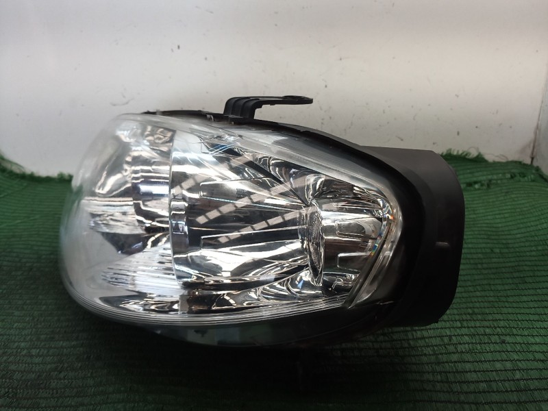 Recambio de faro izquierdo para fiat punto (188_) 1.4 referencia OEM IAM   