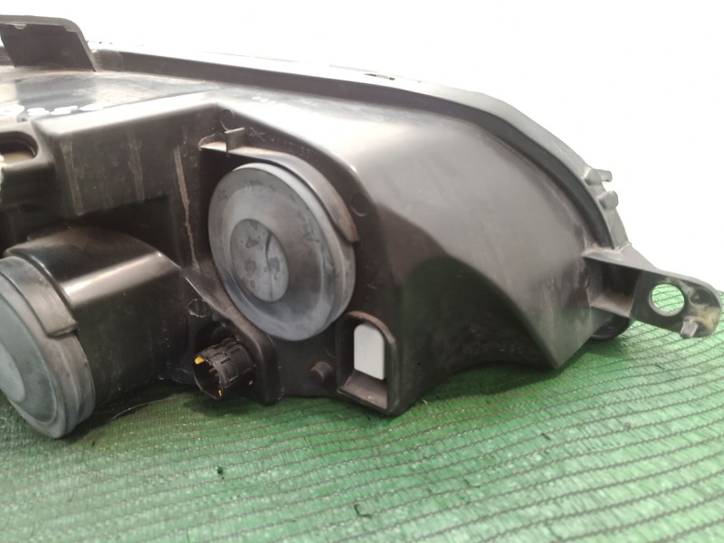 Recambio de faro izquierdo para fiat punto (188_) 1.4 referencia OEM IAM   