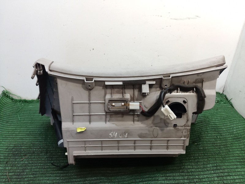 Recambio de guantera para kia cee´d referencia OEM IAM   