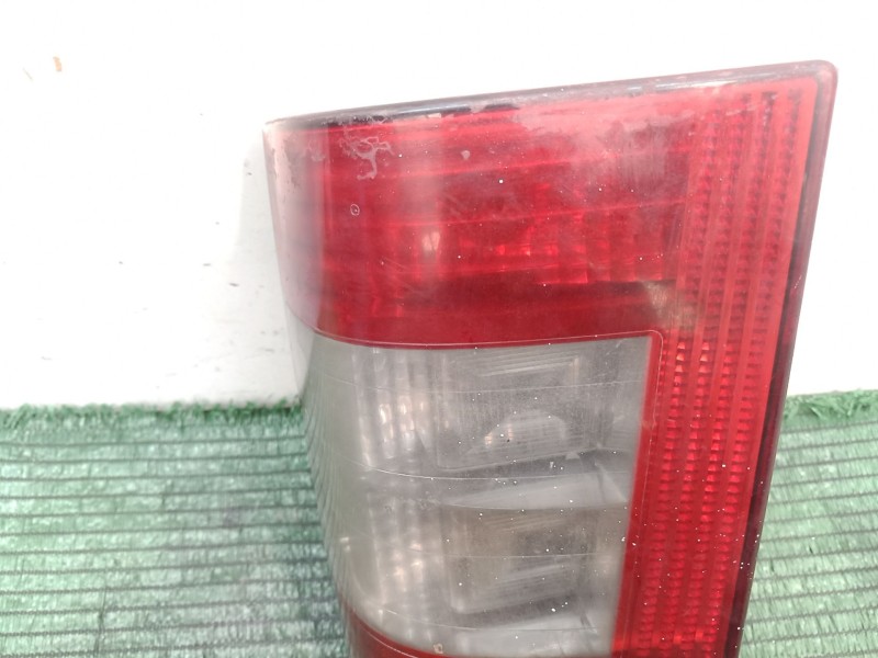 Recambio de piloto trasero derecho para peugeot partner (s2) combiespace pack cd referencia OEM IAM   