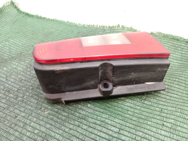 Recambio de piloto trasero derecho para peugeot partner (s2) combiespace pack cd referencia OEM IAM   