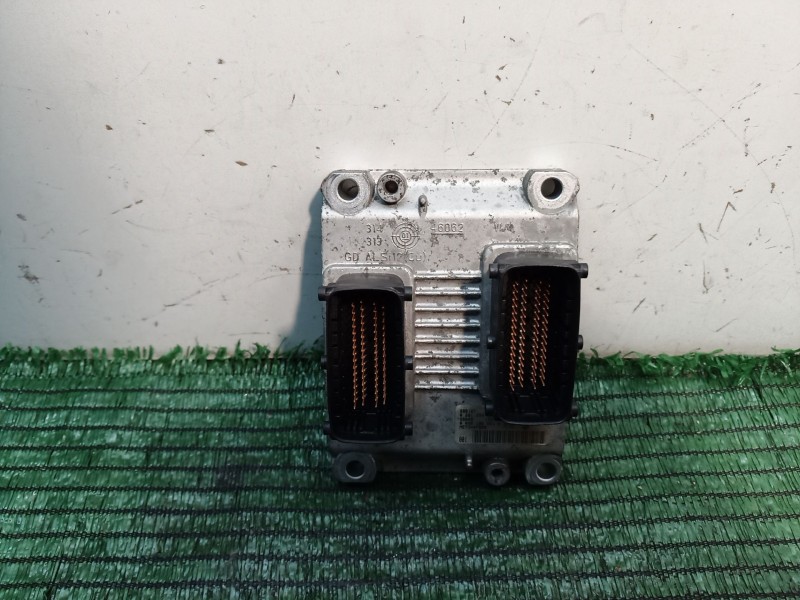 Recambio de centralita motor uce para fiat punto (188_) 1.4 referencia OEM IAM 1039S02987 1039S02987 1039S02987