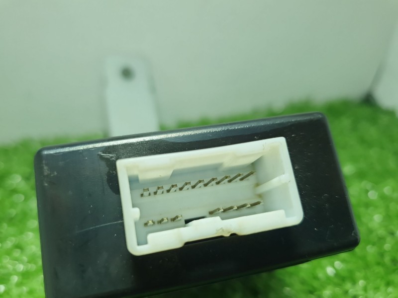 Recambio de modulo electronico para hyundai i30 (fd) 1.6 referencia OEM IAM 952102l000 952102l000 952102l000