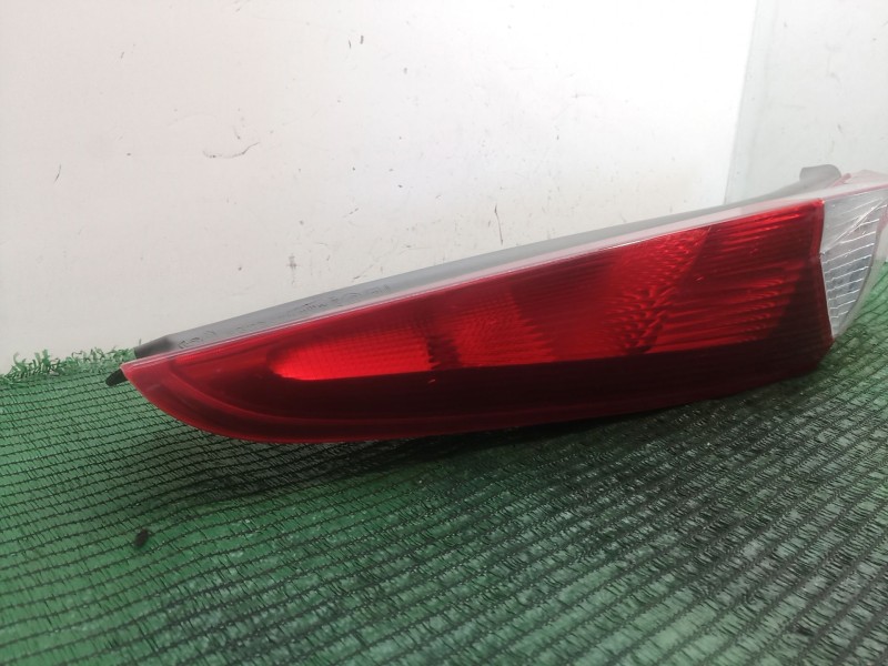 Recambio de piloto trasero izquierdo para fiat punto (188_) 1.4 referencia OEM IAM   