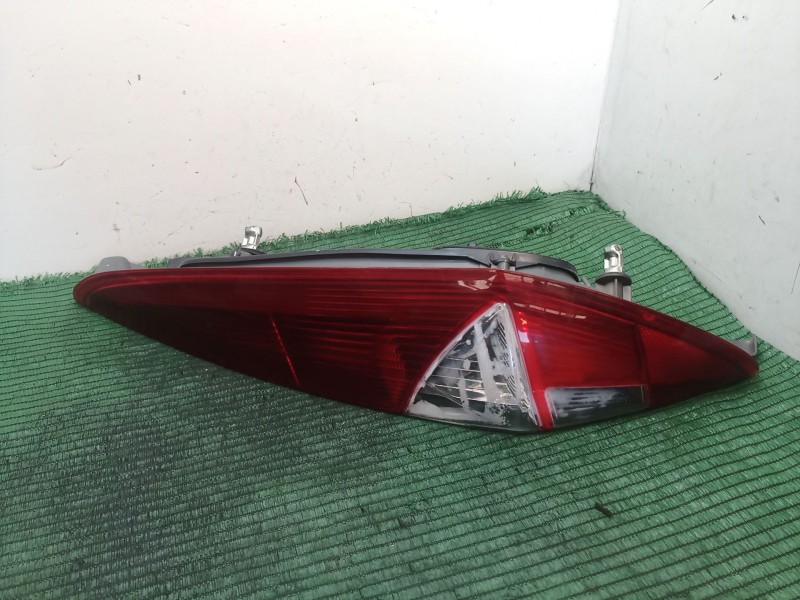 Recambio de piloto trasero izquierdo para fiat punto (188_) 1.4 referencia OEM IAM   