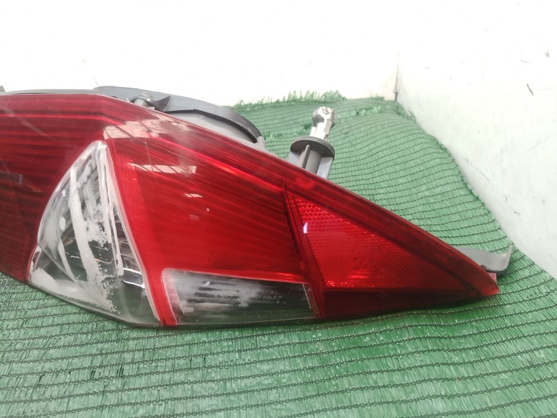 Recambio de piloto trasero izquierdo para fiat punto (188_) 1.4 referencia OEM IAM   