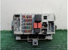 Recambio de caja reles / fusibles para fiat punto (188_) 1.4 referencia OEM IAM   