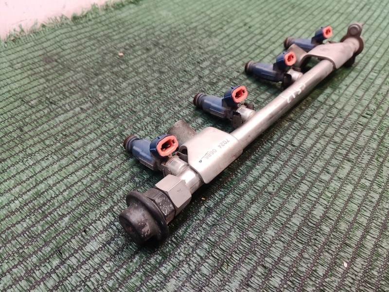 Recambio de rampa inyectora para hyundai i30 (fd) 1.6 referencia OEM IAM SINREF SIN REF SIN REF