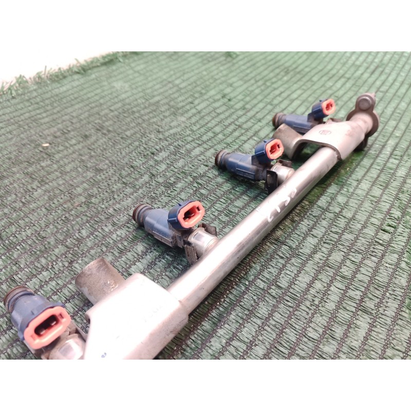 Recambio de rampa inyectora para hyundai i30 (fd) 1.6 referencia OEM IAM SINREF SIN REF SIN REF