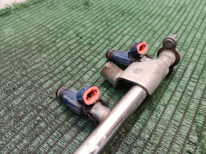 Recambio de rampa inyectora para hyundai i30 (fd) 1.6 referencia OEM IAM SINREF SIN REF SIN REF