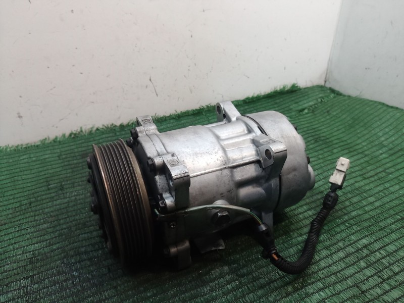 Recambio de compresor aire acondicionado para volkswagen golf iv berlina (1j1) 25 aniversario referencia OEM IAM   
