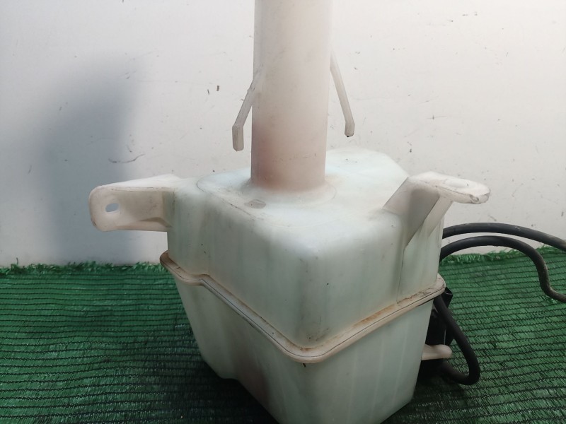 Recambio de deposito limpia para hyundai trajet (fo) 2.0 gls referencia OEM IAM   