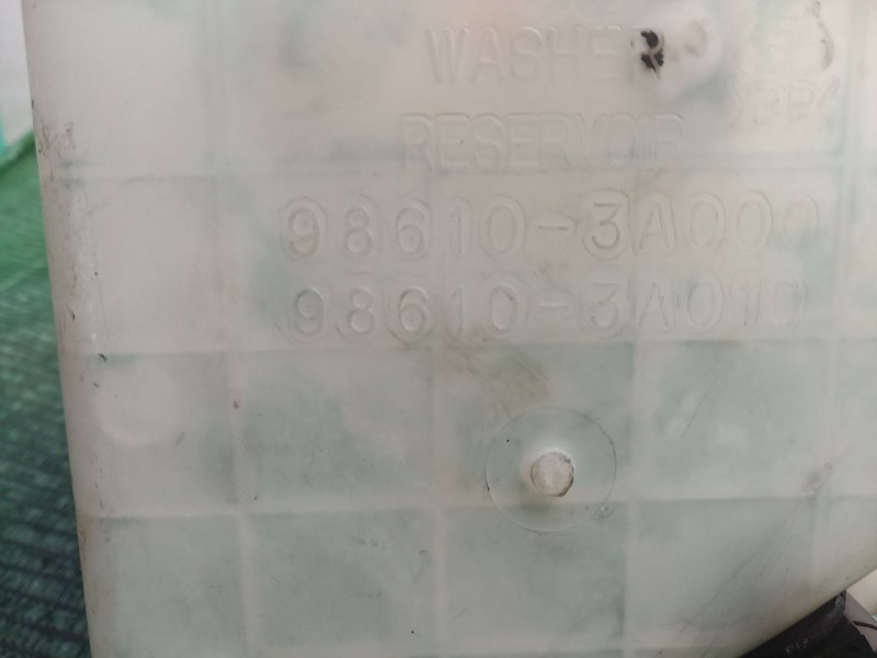 Recambio de deposito limpia para hyundai trajet (fo) 2.0 gls referencia OEM IAM   