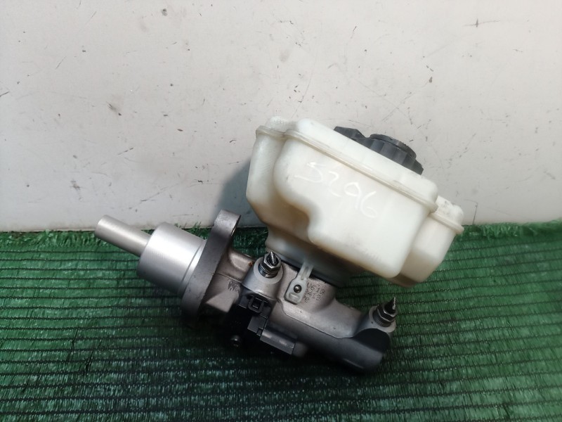 Recambio de bomba freno para volkswagen golf vi (5k1) advance referencia OEM IAM   