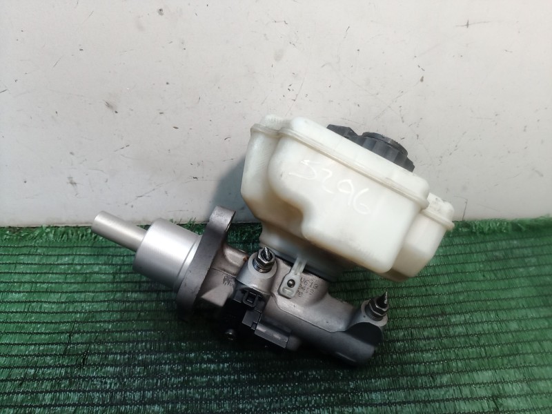 Recambio de bomba freno para volkswagen golf vi (5k1) advance referencia OEM IAM   
