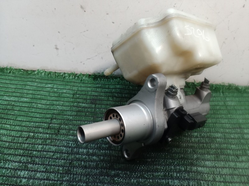 Recambio de bomba freno para volkswagen golf vi (5k1) advance referencia OEM IAM   
