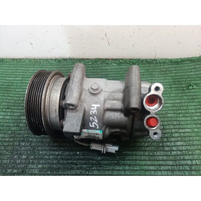 Recambio de compresor aire acondicionado para renault clio iii 1.2 16v referencia OEM IAM   