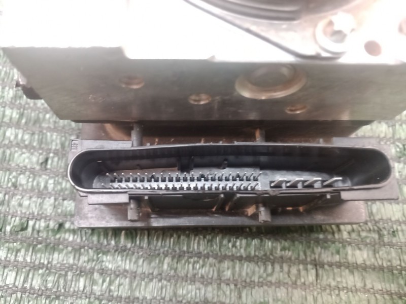 Recambio de abs para kia cee´d referencia OEM IAM   