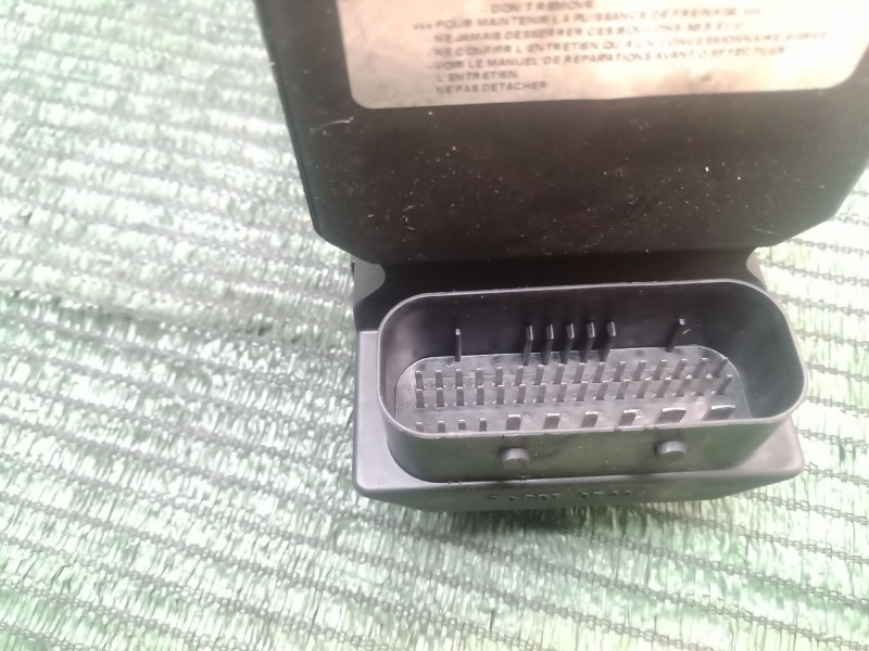 Recambio de abs para toyota avensis (_t25_) 2.2 d-4d (adt251_) referencia OEM IAM   