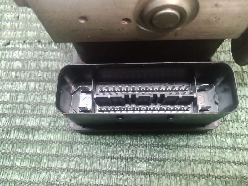 Recambio de abs para volkswagen golf v berlina (1k1) highline referencia OEM IAM   