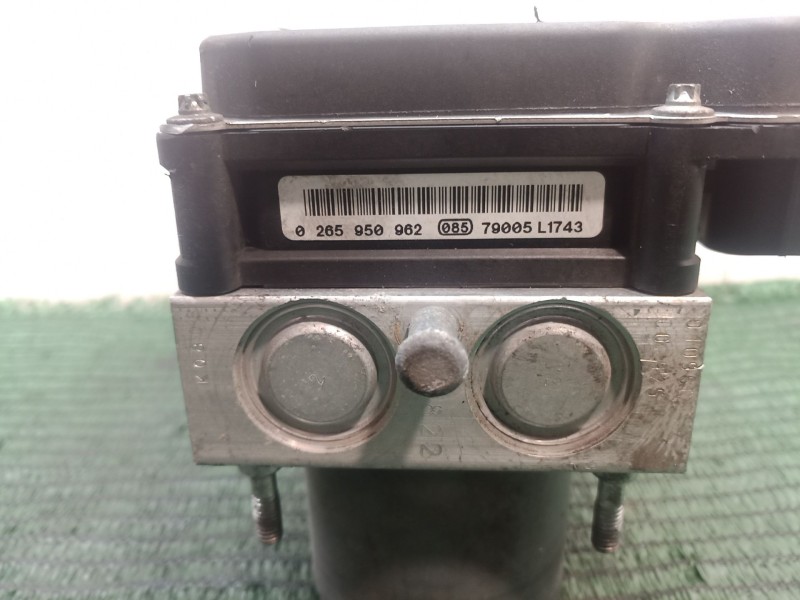 Recambio de abs para citroën c4 picasso business class referencia OEM IAM 265950962 265950962 265950962